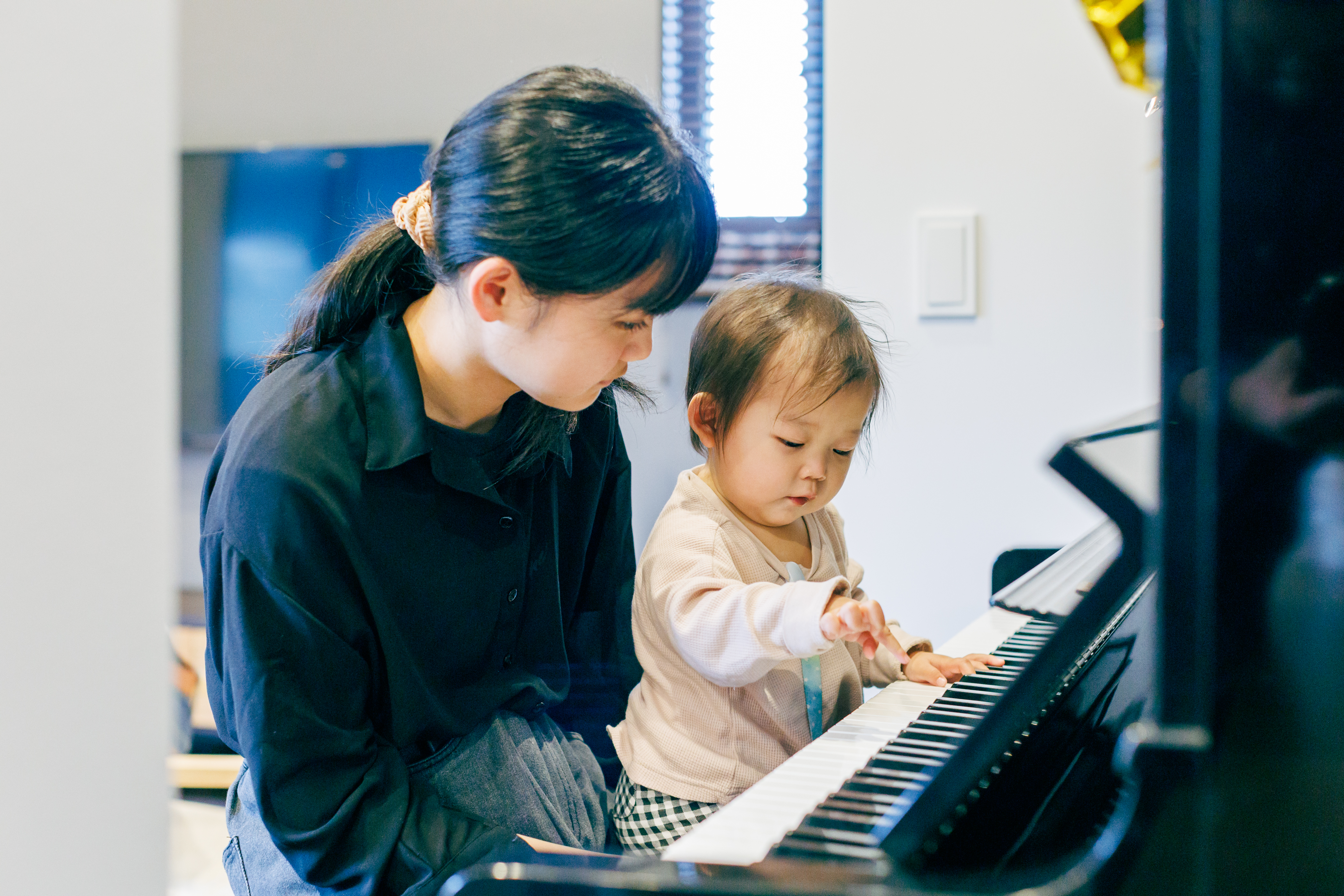 音楽が家族をつなぎ、みんなが心地よくリラックスできるリビング